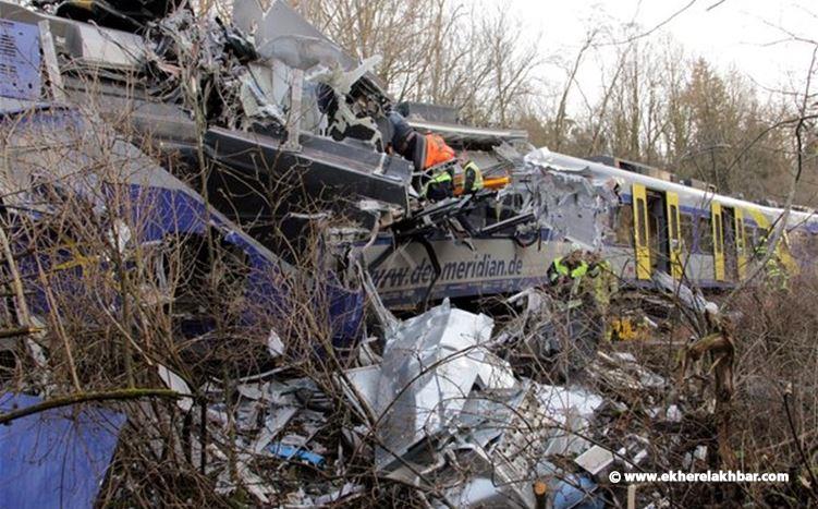 مقتل 4 وإصابة 150 في تصادم قطارين في ألمانيا