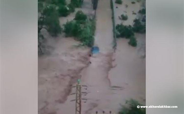 اكثر من 50 عائلة محاصرة جراء السيول في المنية