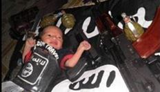 داعش تجنّد طفلاً...