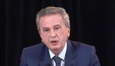 صورة جديدة له