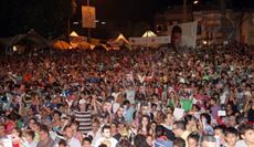 فارس كرم من مهرجان...