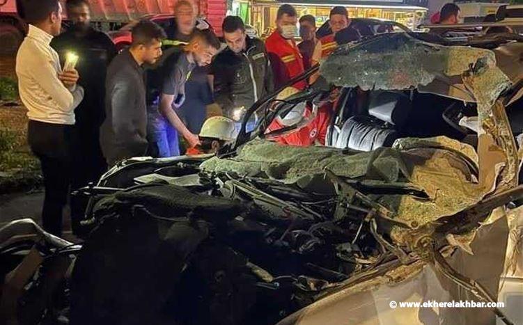 سقوط قتيلَين و3 جرحى في حادث سير مروّع فجراً في طرابلس