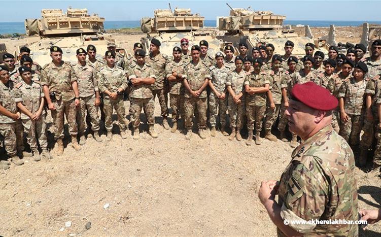 قائد الجيش : كلما تدربنا خففنا خسارة الدماء