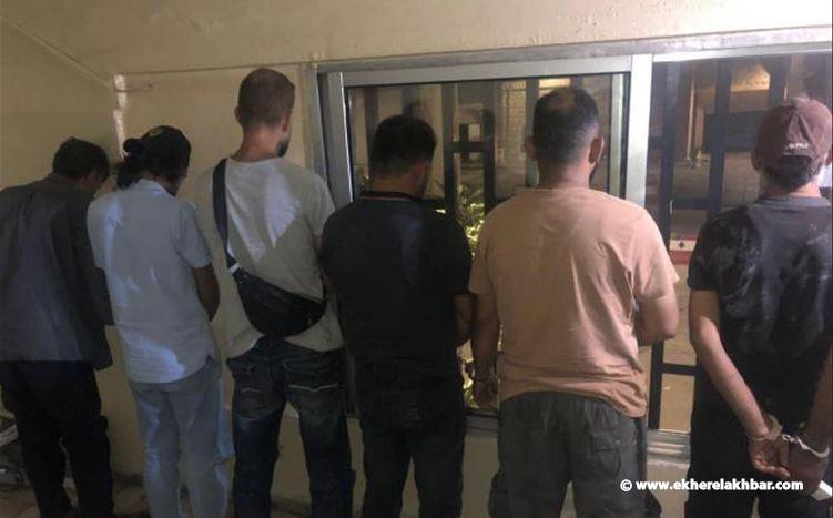 توقيف مجموعة أشخاص كانوا على متن فان وبحوزتهم كمية من المخدّرات!