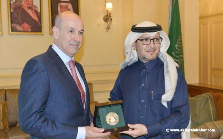 بخاري يلتقي نظيره الفرنسي وحواط ورئيس ديوان المحاسبة