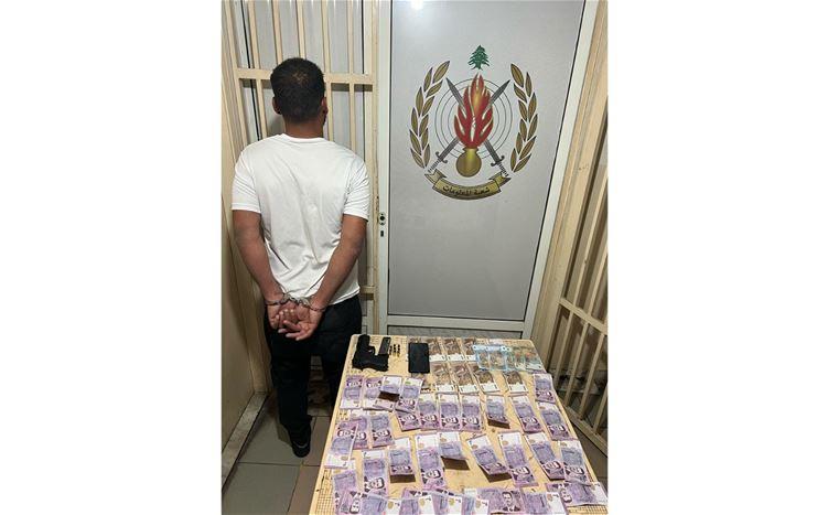 توقيف أحد المطلوبين للقضاء بكمين محكم في حليا