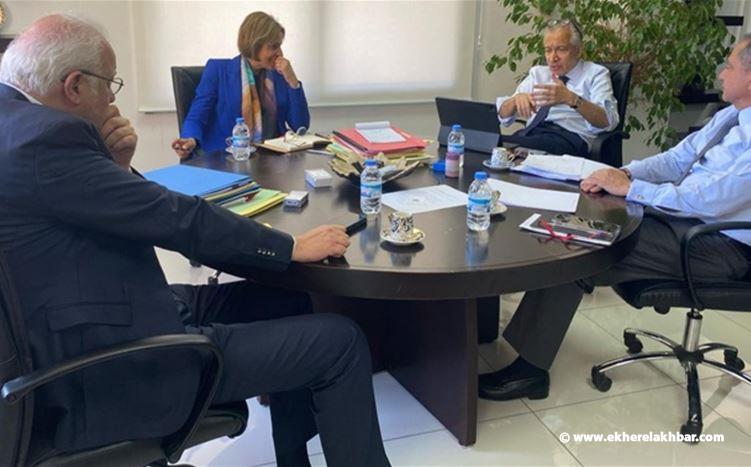 اجتماع في وزارة الاقتصاد بحث في مشاكل قطاع مولدات الكهرباء وكيفية معالجتها