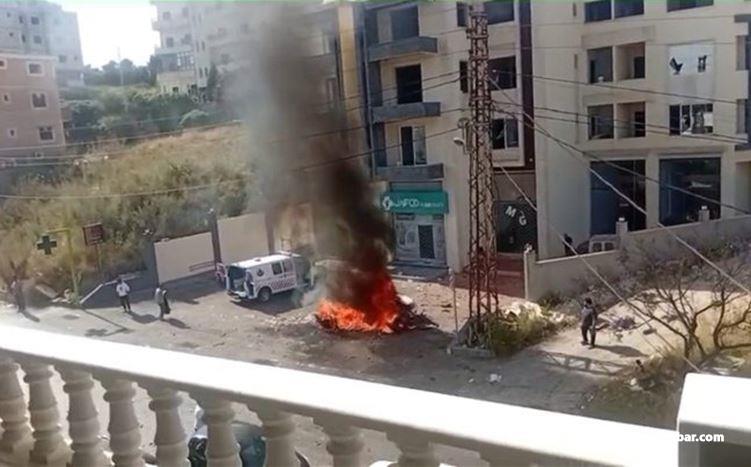 استهداف سيارة على طريق الحوش - عين بعال