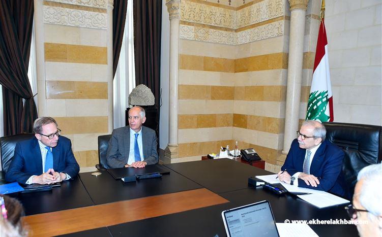 التحضيرات لمؤتمر المانحين في فرنسا على طاولة السراي