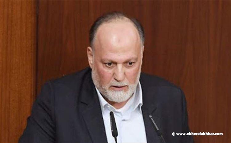 علي عمار يردّ حول تخلّي &quot;الحزب&quot; عن السلاح ...السلاح زينة الرجال