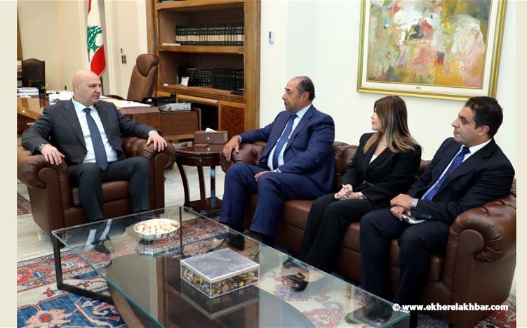 زكي نقل إلى بعبدا دعم الجامعة العربية لحصر السلاح بيد الدولة