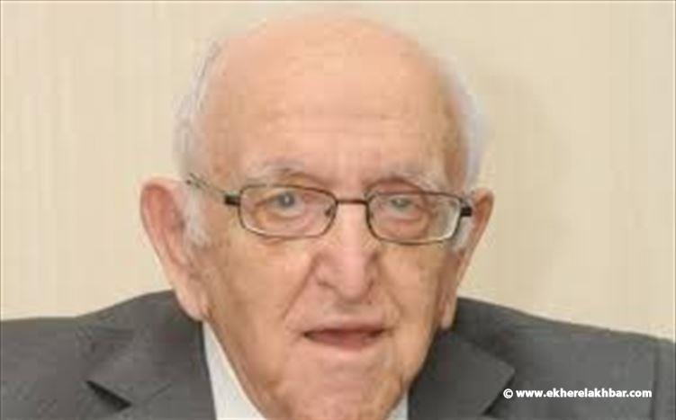 الموت يغيب المرجع الدستوري النائب السابق حسن الرفاعي