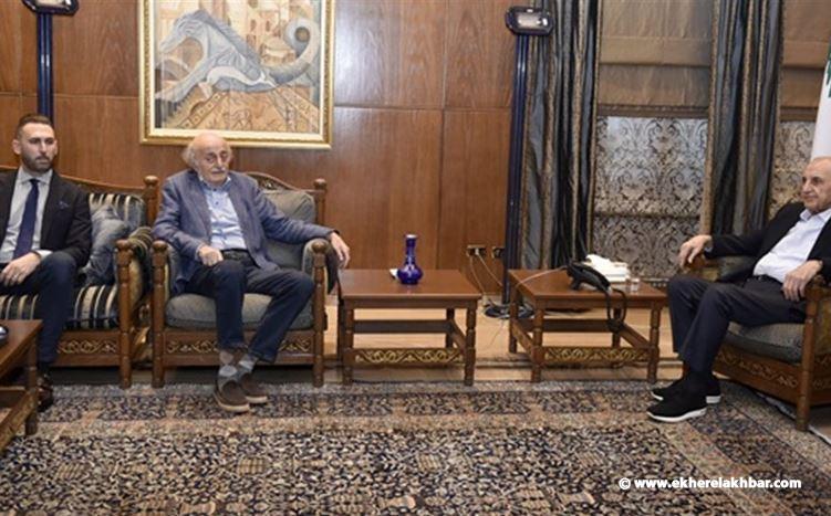 بري بحث مع جنبلاط ورئيس التقدمي الأوضاع في لبنان والمنطقة