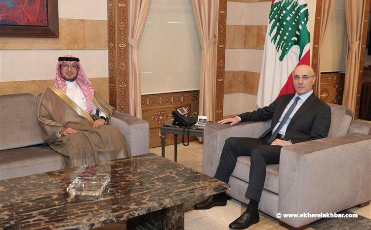 البخاري يثمن جهود وزارة الداخلية في مكافحة تهريب المخدرات