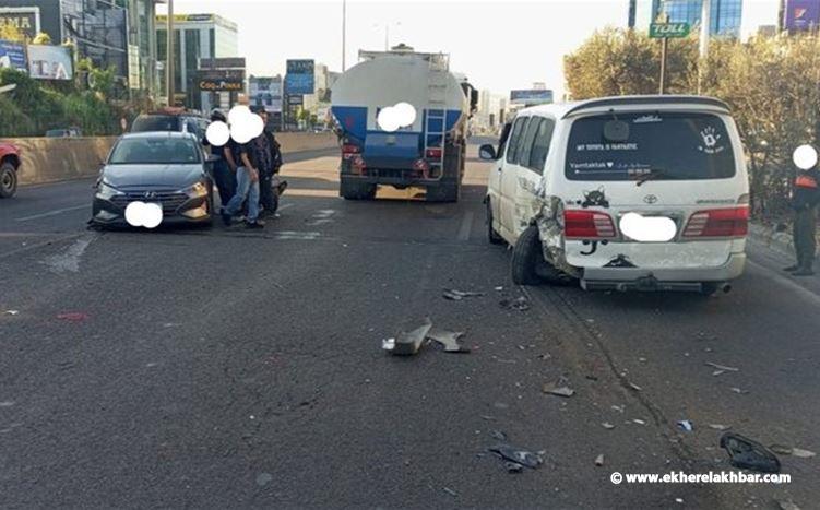 جريحان في حادث سير على أوتوستراد ضبيه