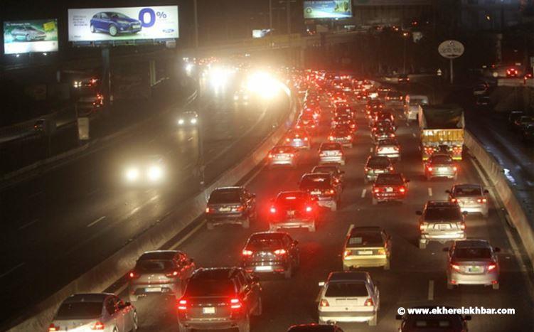 زحمة سير خانقة تشهدها مداخل العاصمة لجهة الاشرفية وبشارة الخوري والحمرا