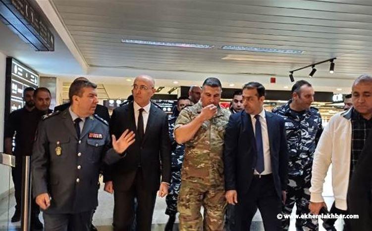 الحجار جال في المطار : تنسيق يومي مع المعنيين عشية الاعياد