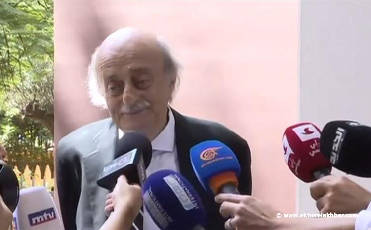 جنبلاط : هذه الفوضى العالمية تنبئ بالطوفان نوح.