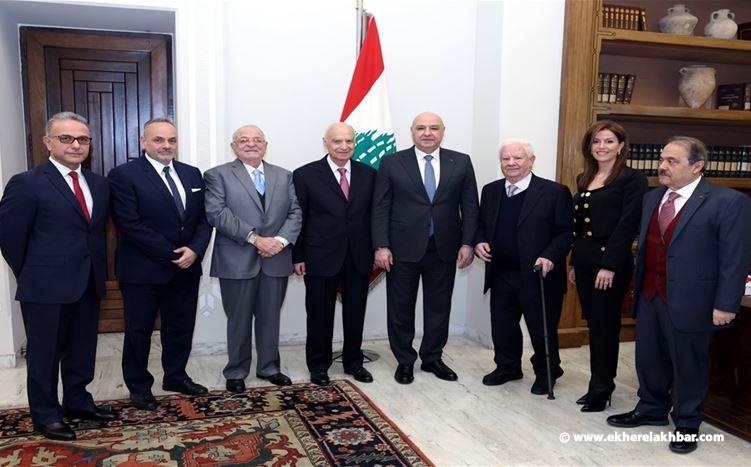 عون لرئيس وأعضاء مجلس إدارة كازينو لبنان: اعملوا كفريق واحد