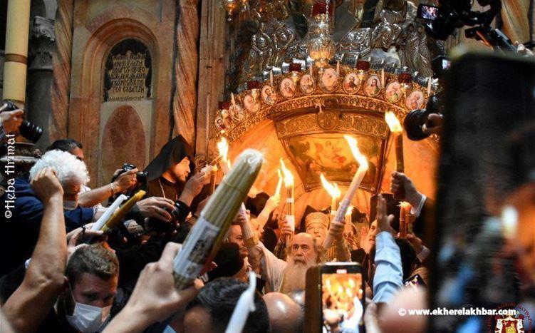 من القدس إلى بيروت… شعلة النور المقدّس تعبر الأزمات وتصل الى لبنان!