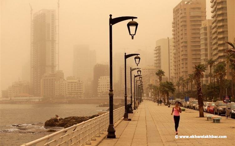 الكتل الحارة تنحسر تدريجا ظهر غد وأمطار متفرقة موحلة مساء