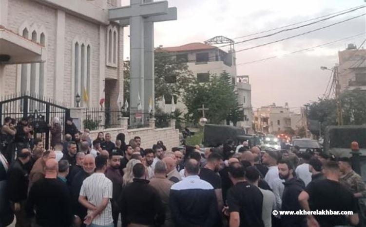 اعتداء على كاهن ومصلين في راس الرويسات.. والجيش يتحرك