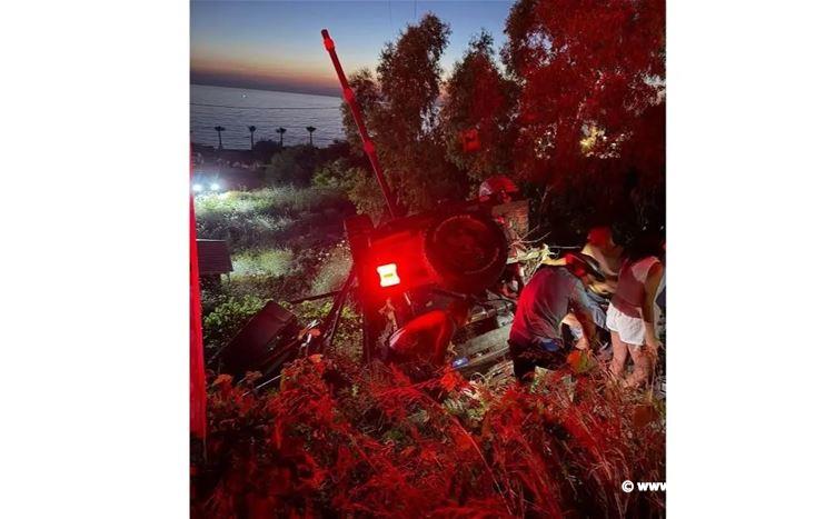 جريحان في تدهور سيارة على أوتوستراد المنصف - قضاء جبيل