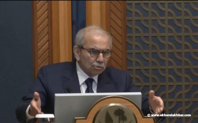 نواف سلام مهاجماً نعيم قاسم: من غامر بلبنان لا يحاضر عن السيادة