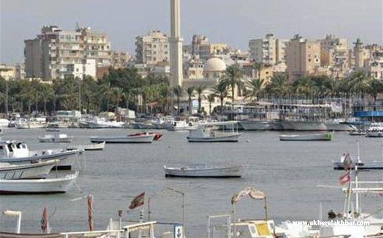 غرق مركب على متنه نحو 20 راكبا قبالة شاطئ طرابلس وتم انقاذ 4 منهم