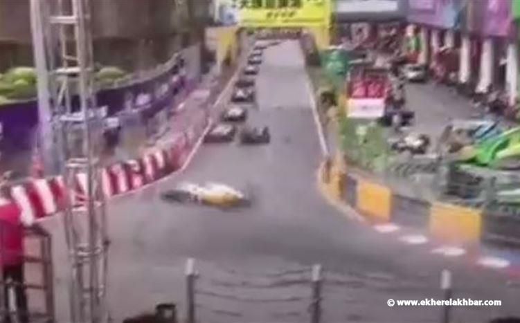  حادث مروع في سباقات فورمولا 3.. سيارة تطير في الهواء