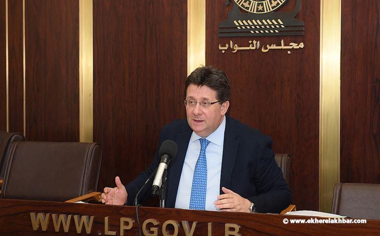 كنعان: تخفيض باعتمادات التغذية والتعليم والمحروقات في موازنة وزارة الدفاع