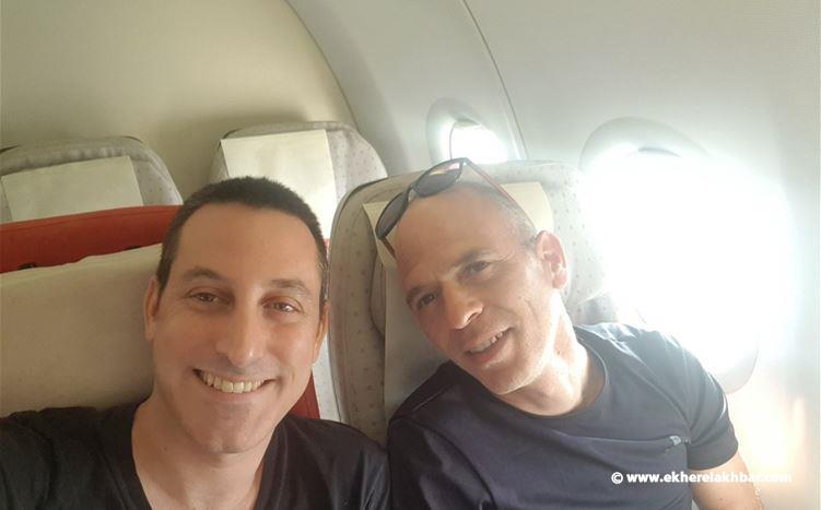 صوّر نفسه في الطائرة وكتب «أنا سعيد».. صحفي إسرائيلي: لأول مرة سنبث من البحرين