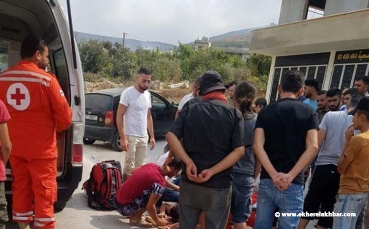 جريح صدما في بخعون واحتراق سيارة بالكامل على أوتوستراد الضنية