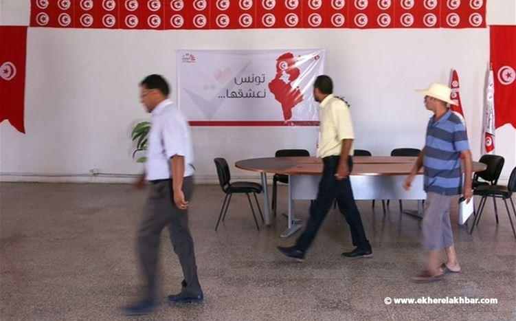 فتح صناديق الاقتراع في الانتخابات الرئاسية المبكرة في تونس