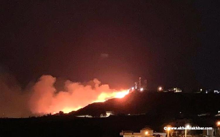 الحريق في جبل النفيسة امتد الى بلدتي مشحا والشيخ محمد