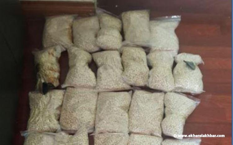بالصور..هكذا احبطت شعبة المعلومات عملية تهريب ١٢٠ الف حبة كبتاغون