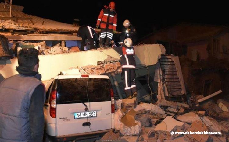 زلزال تركيا.. 20 قتيلا والبحث مستمر عن مفقودين تحت الأنقاض