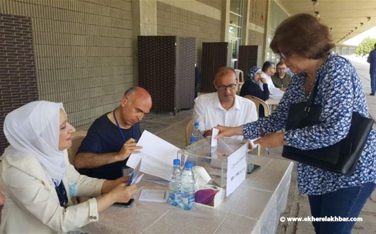 انتخابات نقابتي اطباء بيروت وطرابلس بدأت صباحا والمنافسة بين 3 لوائح