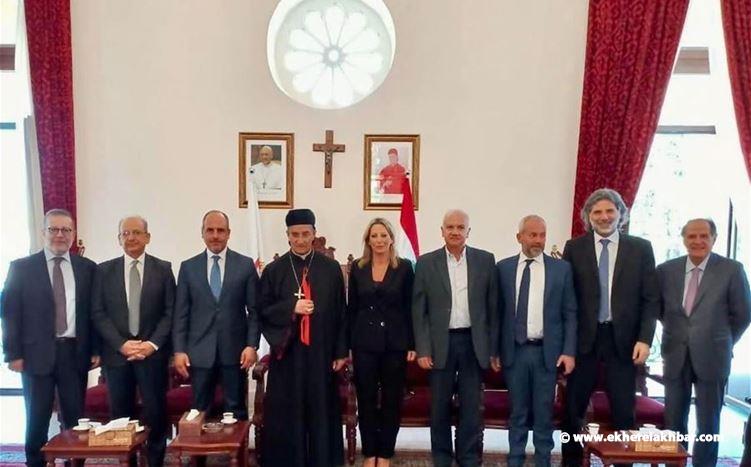 تنسيق "القوات" مع بكركي والمعارضة يجتاز "عتبة" المواصفات.. و"العقبة" بالأسماء