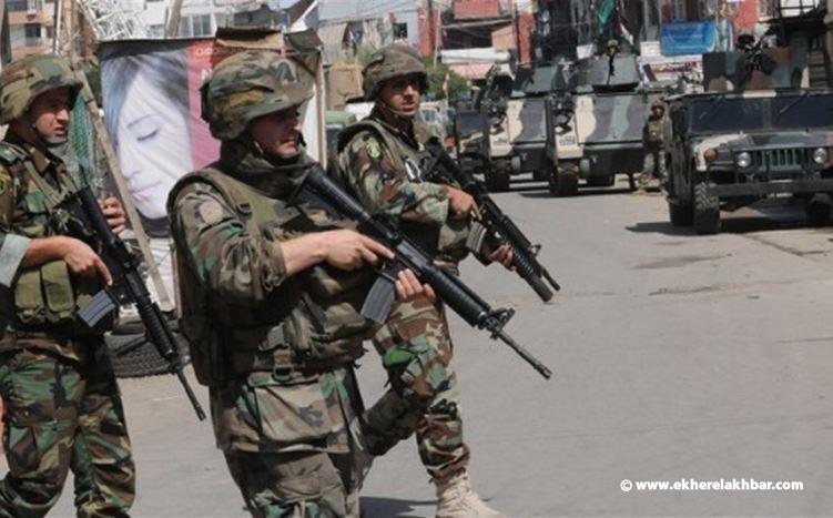  الجيش : دهم منازل مطلوبين في بر الياس وتوقيف 4 مواطنين لاطلاقهم النار
