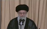 خامنئي: الشعب الإيراني لا يستسلم وتهديدات ترامب سخيفة