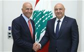 وصول الموفد الرئاسي الأميركي توماس باراك الى القصر الجمهوري في بعبدا