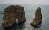 استمرارالتحقيقات بملف مخالفة قرار إضاءة صخرة الروشة