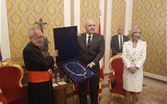 الرئيس عون : " خلّوا إيمانكم كبير ".. وميناسيان يقلّده "وسام صليب الايمان"
