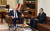 الرئيس عون التقى كرم وزوّده بتوجيهاته قبيل اجتماع "الميكانيزم" الجمعة
