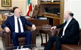 رئيس الجمهورية عرض مع رياشي موفدا من جعجع مسار المفاوضات
