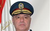 قائد الجيش في عيد الأم: هي الوطن والملهمة وعنوان التضحية